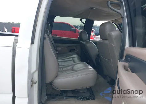 2004 GMC Sierra 2500Hd Sle from USA, damaged, VIN 1GTHK23224F229188